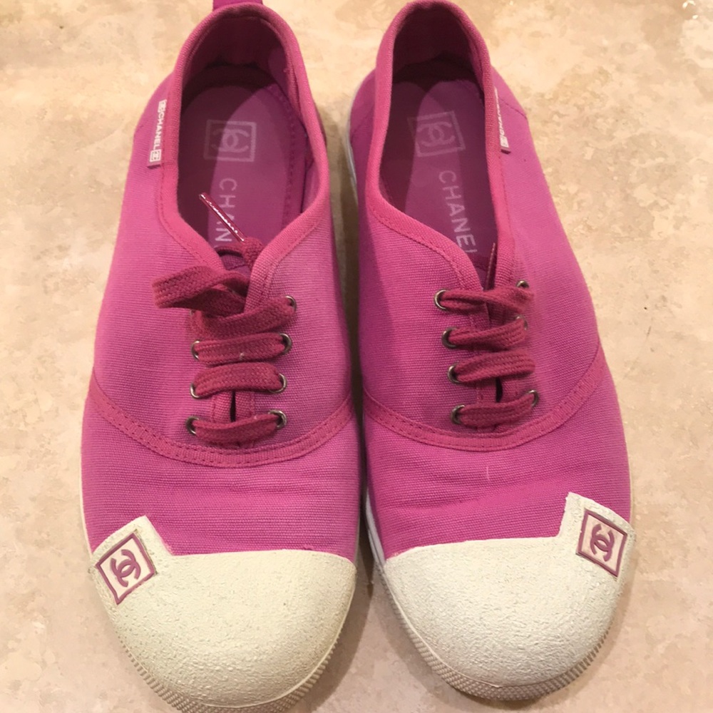 Chanel Pink sneaker